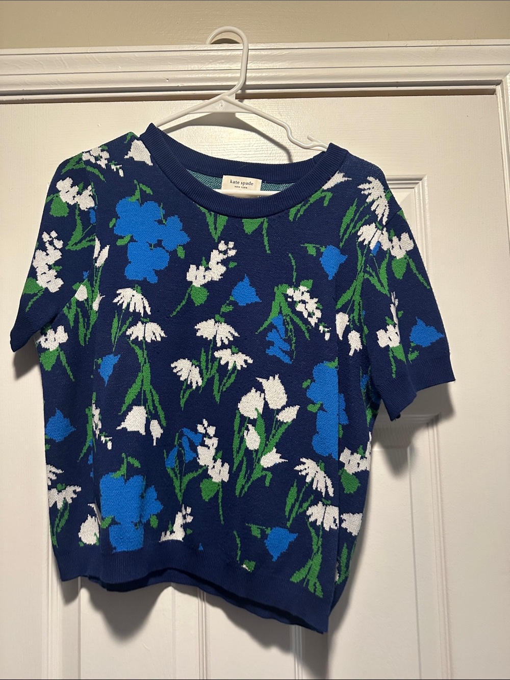kate spade navy blue floral knit top with white and green accents
